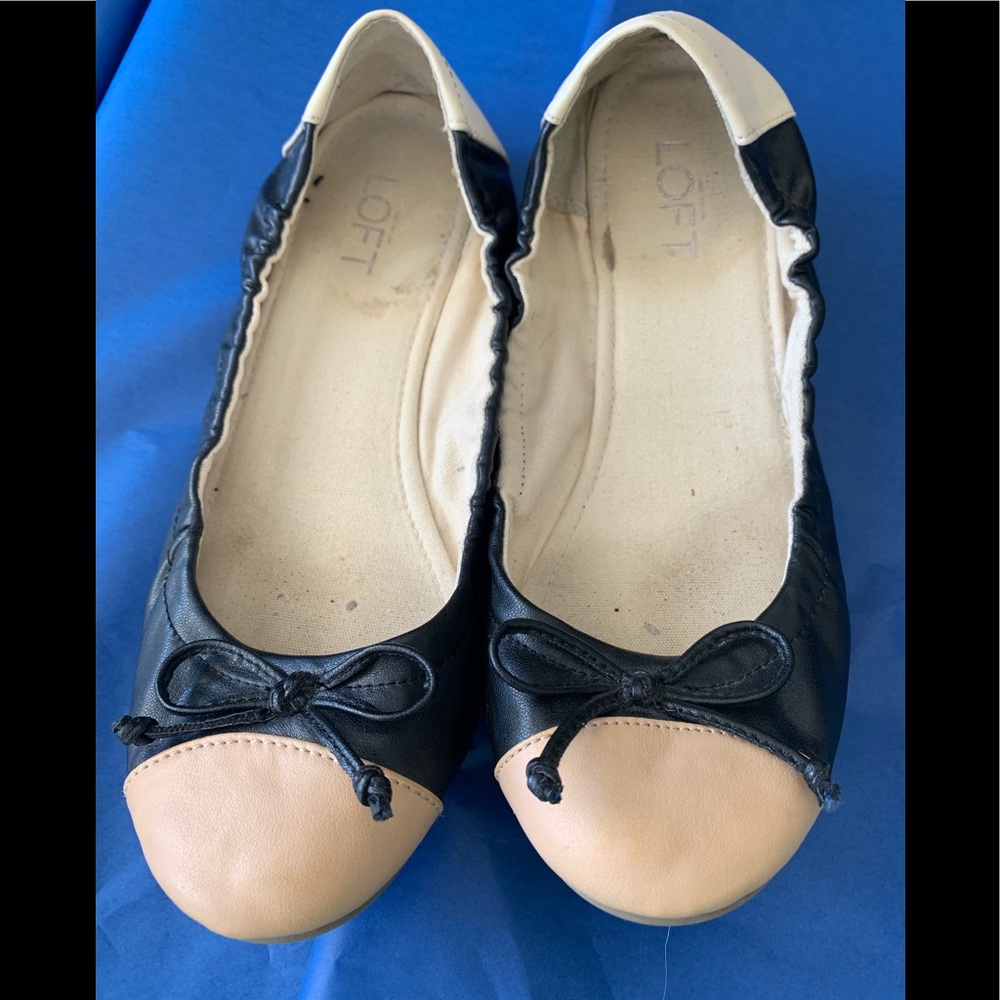 Cute Anne Taylor Loft ballerina flats